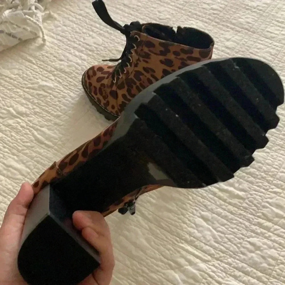 Bamboo boots - Picture 3 of 5